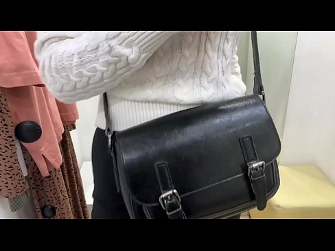 ❤️ Openbare masturbasie van jong teef FeralBerry met 'n dildo in die paskamer ❌ Anale video by porn af.credit-assorti.ru ️❤